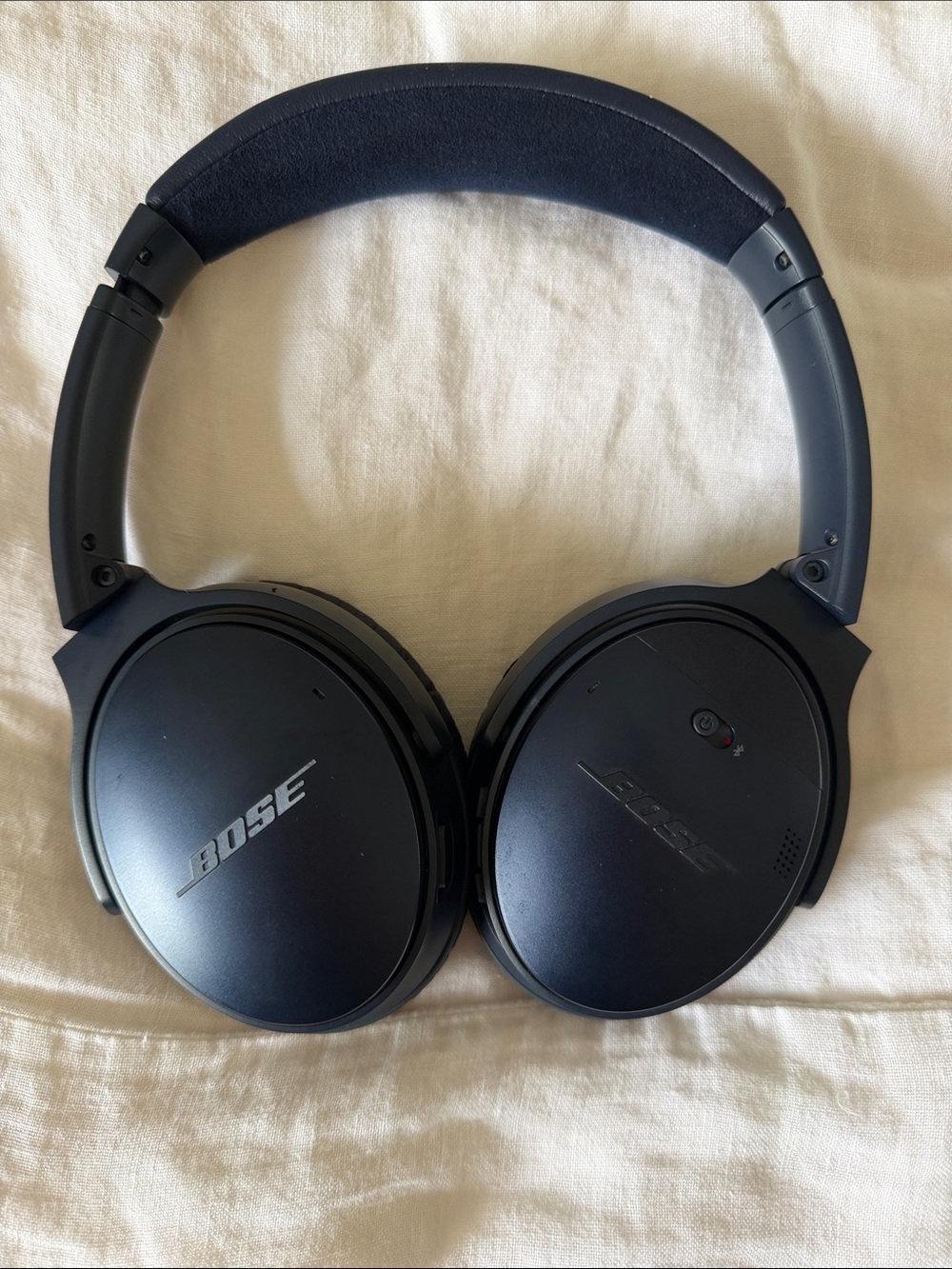 Bose Over-Ear Wireless Headphones — Dark Blue